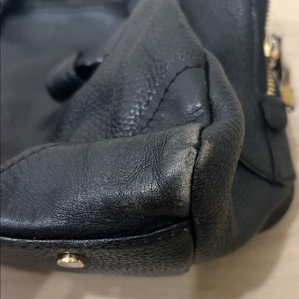 Mazzini Black Leather Handbag - Picture 9 of 13